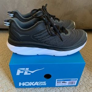 Hoka One One Akasa